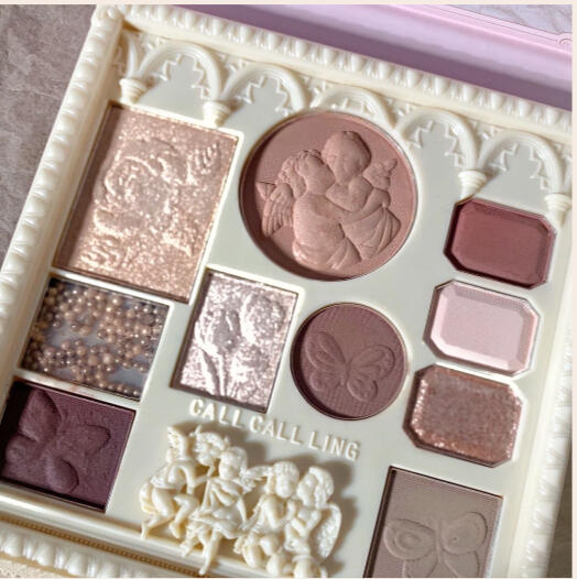 Aesthetic Eyeshadow Palette