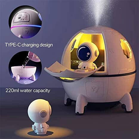 Astronaut Humidifier