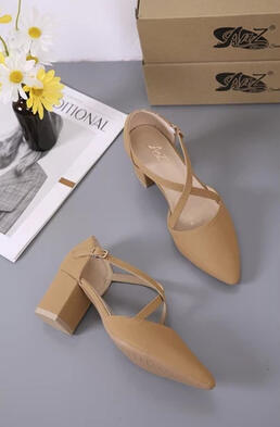 Brown Closed Heels