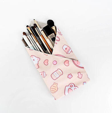 Free-folding Makeup Bag
